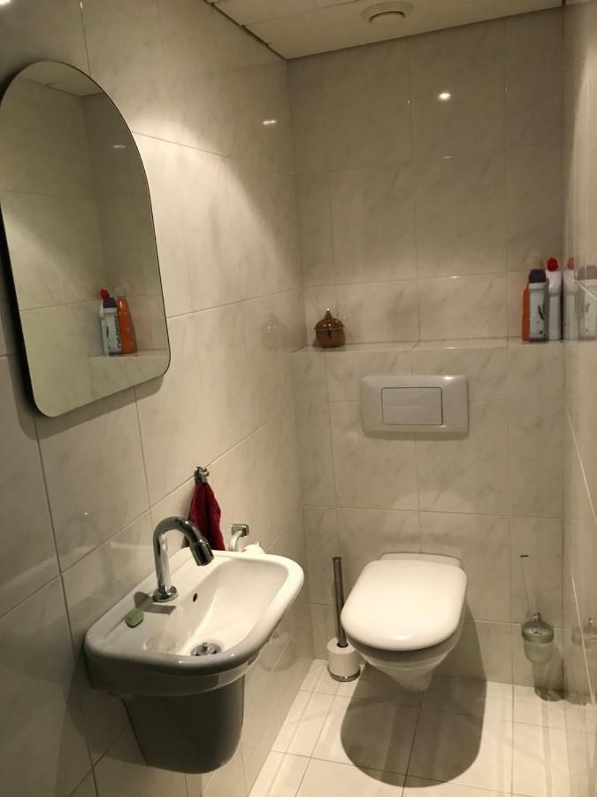 Room-Apartment Gotorotterdam Капелле-ан-ден-Эйссел Экстерьер фото